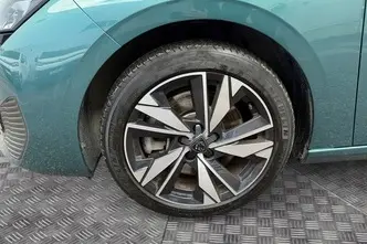 Peugeot 308, 1.6, 132 kW, подключаемый гибрид, автомат, передний привод