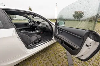 BMW 320, 2.0, 135 kW, дизель, автомат, полный привод