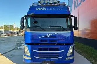 Volvo FM 330 4x2, 243 kW, diesel, automatic