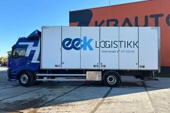 Volvo FM 330 4x2, 243 kW, diesel, automatic