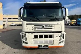 Volvo FM330 6x2*4 + EURO5 + VINCH, 248 kW, diesel, automatic