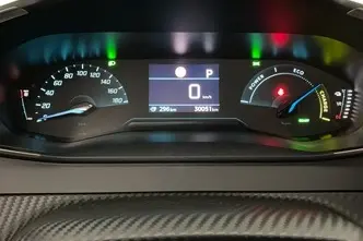 Peugeot 2008, электричество, автомат, передний привод