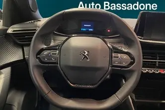 Peugeot 2008, electric, automatic, front-wheel drive