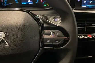 Peugeot 2008, electric, automatic, front-wheel drive