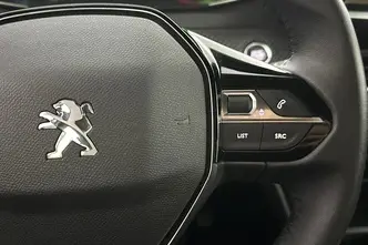 Peugeot 2008, electric, automatic, front-wheel drive