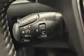 Peugeot 2008, электричество, автомат, передний привод