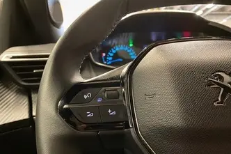 Peugeot 2008, электричество, автомат, передний привод