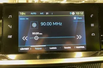 Peugeot 2008, электричество, автомат, передний привод