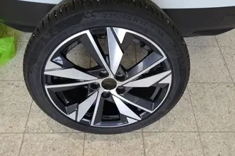 Peugeot 308, 1.6, 132 kW, подключаемый гибрид, автомат, передний привод