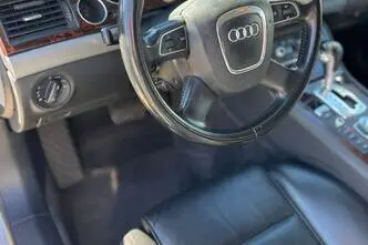 Audi A8, 3.0, 171 kW, дизель, автомат, полный привод