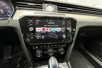 Volkswagen Passat, 1.4, 115 kW, подключаемый гибрид, автомат, передний привод