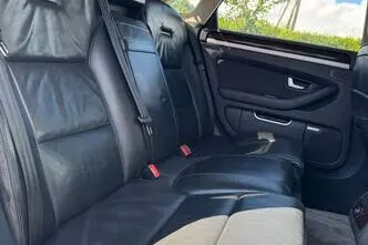 Audi A8, 3.0, 171 kW, дизель, автомат, полный привод