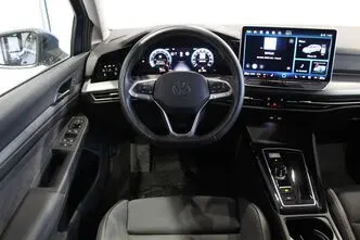 Volkswagen Golf, 1.5, 110 kW, hybrid, automatic, front-wheel drive
