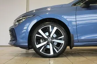 Volkswagen Golf, 1.5, 110 kW, hybrid, automatic, front-wheel drive