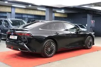 Toyota Mirai, 48 kW, elekter, tagavedu