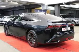 Toyota Mirai, 48 kW, elekter, tagavedu