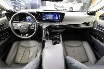 Toyota Mirai, 48 kW, elekter, tagavedu