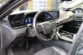 Toyota Mirai, 48 kW, elekter, tagavedu