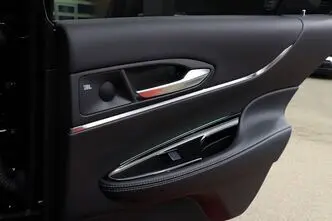 Toyota Mirai, 48 kW, elekter, tagavedu