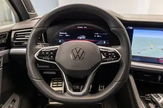 Volkswagen Touareg, 3.0, 250 kW, petrol, automatic, four-wheel drive