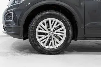 Volkswagen T-Roc, 2.0, 110 kW, diesel, automatic, front-wheel drive