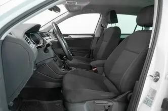 Volkswagen Tiguan, 2.0, 110 kW, petrol, manual, front-wheel drive