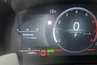 Lexus LM 350, 2.5, 140 kW, hübriid, automaat, nelikvedu