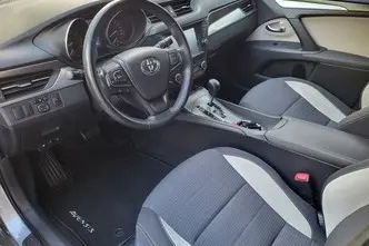 Toyota Avensis, 1.8, 108 kW, bensiin, automaat, esivedu