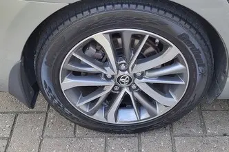 Toyota Avensis, 1.8, 108 kW, bensiin, automaat, esivedu