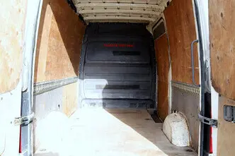 Volkswagen Crafter, 2.5, 100 kW, дизель, механическая, задний привод