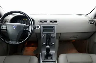 Volvo V50, 1.8, 92 kW, бензин, механическая, передний привод