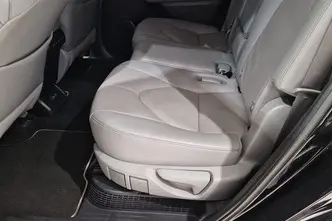 Toyota Highlander, 2.5, 140 kW, hybrid, automatic, four-wheel drive