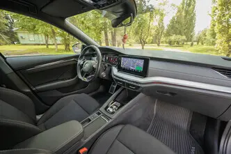 Škoda Octavia, 1.5, 110 kW, гибрид, автомат, передний привод