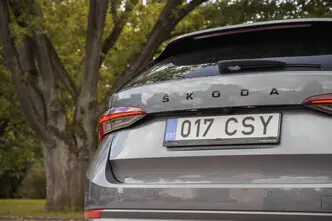 Škoda Octavia, 1.5, 110 kW, гибрид, автомат, передний привод