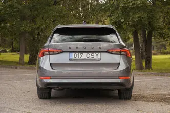 Škoda Octavia, 1.5, 110 kW, гибрид, автомат, передний привод