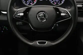 Škoda Karoq, 1.5, 110 kW, бензин, автомат, передний привод