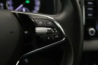 Škoda Karoq, 1.5, 110 kW, бензин, автомат, передний привод