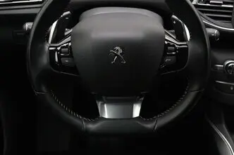 Peugeot 308, 1.5, 96 kW, дизель, автомат, передний привод