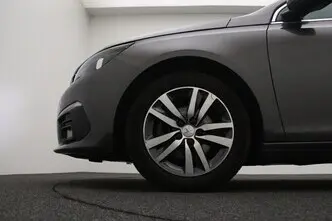 Peugeot 308, 1.5, 96 kW, дизель, автомат, передний привод