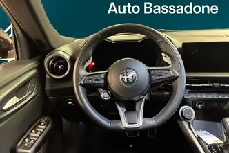 Alfa Romeo Tonale, 1.5, 96 kW, hybrid, automatic, front-wheel drive