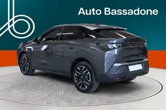 Peugeot 3008, 1.2, 107 kW, гибрид, автомат, передний привод