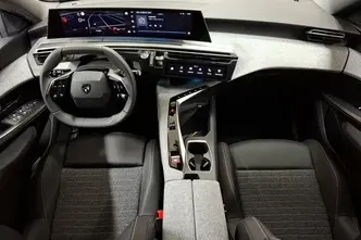 Peugeot 3008, 1.2, 107 kW, гибрид, автомат, передний привод