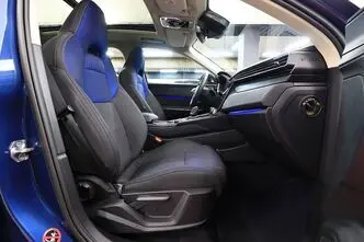 Lynk&Co 01, 1.5, 105 kW, hübriid, automaat, esivedu