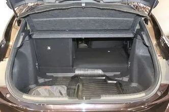 Toyota Corolla, 1.2, 85 kW, бензин, механическая, передний привод