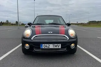 MINI Cooper, 1.6, 88 kW, petrol, manual, front-wheel drive