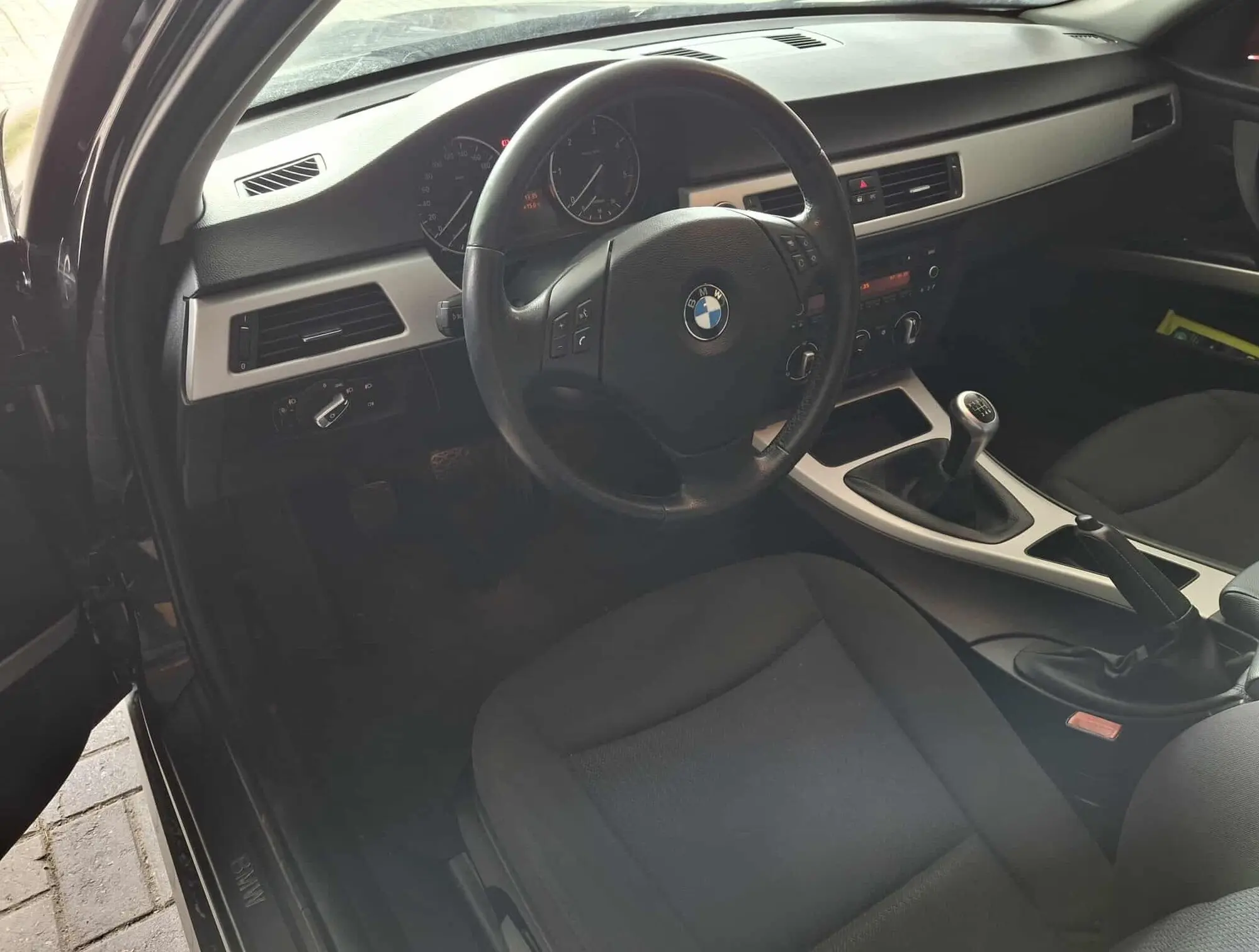 BMW 320, 2.0, 135 kW, дизель, механическая, задний привод
