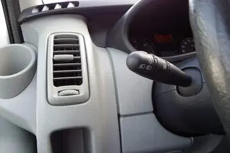 Opel Vivaro, 66 kW, diisel, manuaal, esivedu