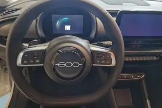 Fiat 600, 1.2, 100 kW, hybrid, four-wheel drive