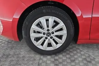 Opel Astra, 96 kW, petrol, automatic, front-wheel drive