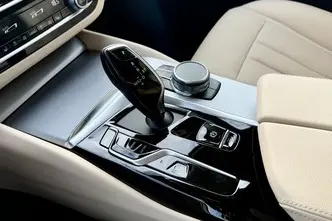 BMW 530, 2.0, 135 kW, pistikhübriid, automaat, nelikvedu
